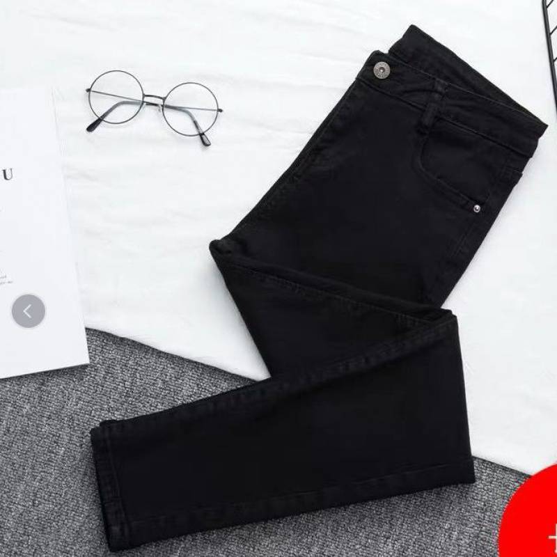 Rett jeans med høyt liv og slitte detaljer for dame – full lengde eller 7/8