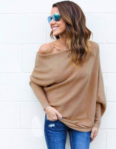 Off-shoulder genser for dame – feminin genser som viser skuldrene