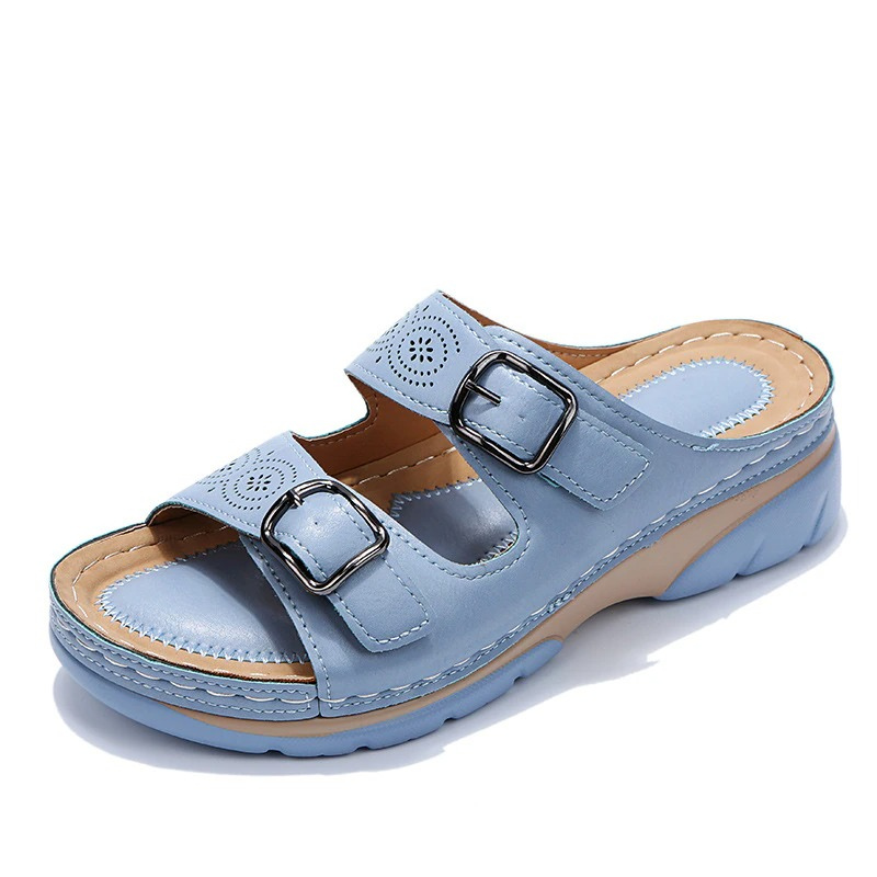 Slippers med to spenner for dame – behagelige og justerbare, fire farger