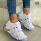 Plattform sneakers med tykk vulkanisert såle for dame – beige og grå