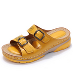 Slippers med to spenner for dame – behagelige og justerbare, fire farger