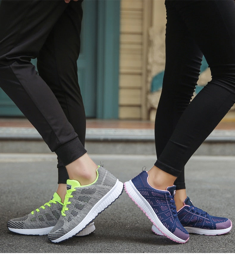 Komfortsneakers i mesh med snøring for dame – lette med EVA-såle