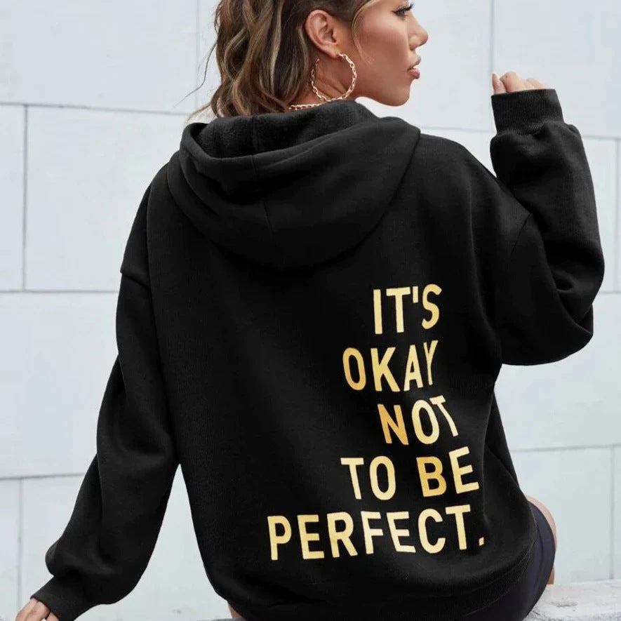 Avslappet langermet hoodie for dame – klassisk hettegenser i åtte farger