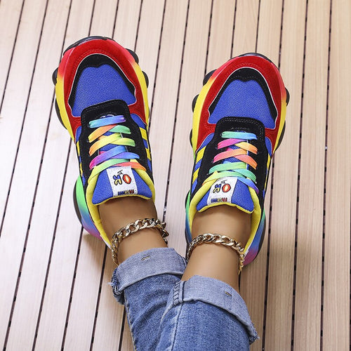 Sneakers dame med regnbuedetaljer