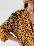 Bluse med leopardmønster for dame – trendy og feminin topp