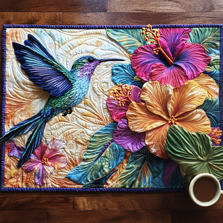 Bordbrikke - Kolibri med hibiskus i blått
