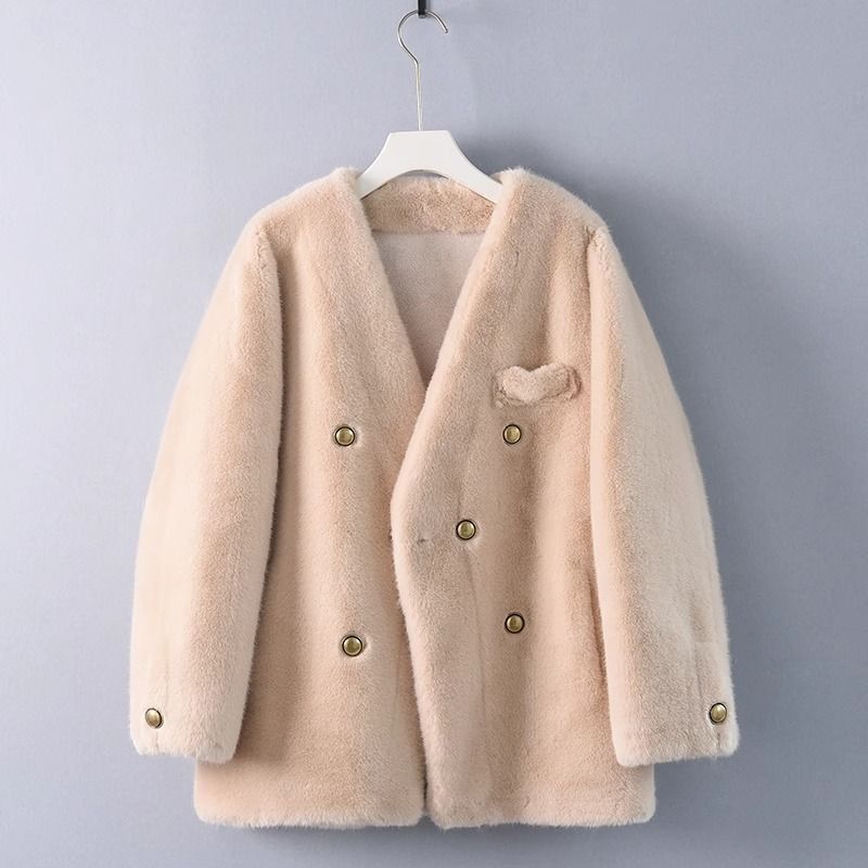 Elegant dobbeltspent jakke i pelslook for dame – beige og svart