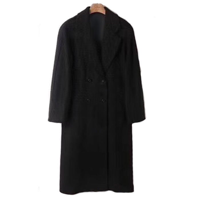 Elegant dobbeltspent kåpe med slag for dame – i ullblanding, svart og beige