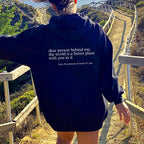 Unisex hettegenser med trykt budskap – myk hoodie i ti farger