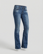 Flare jeans med lavt liv for dame – utsvingt jeans i 70-tallsstil