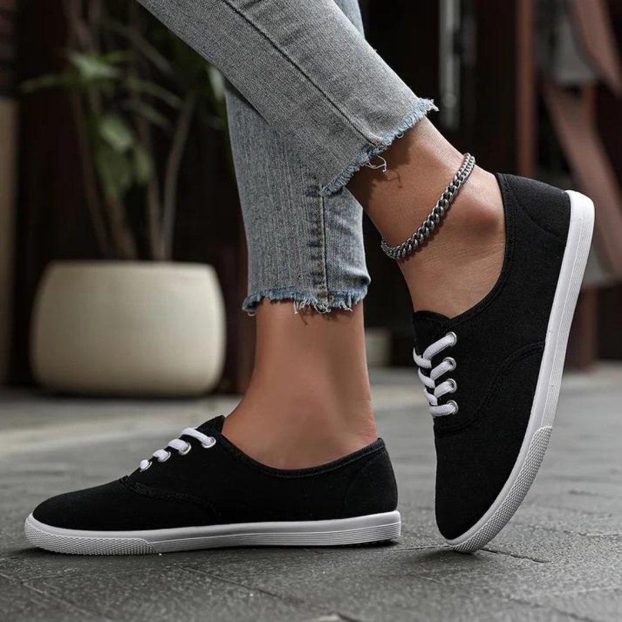 Klassiske canvas sneakers med snøring for dame – lette og pustende