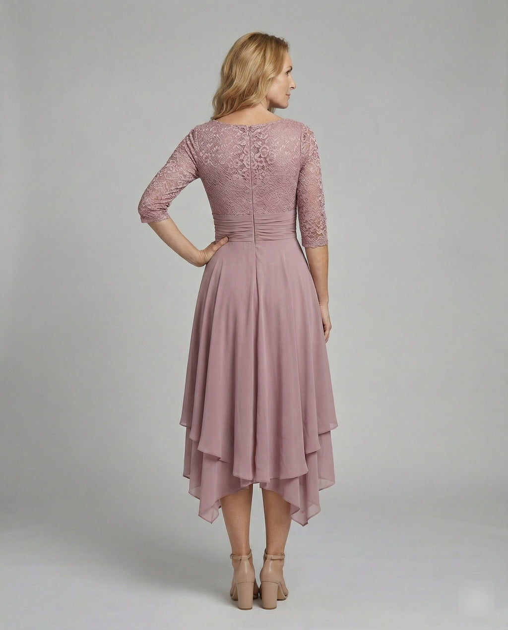 Elegant kjole for dame i viskoseblanding – løs passform med lett stretch
