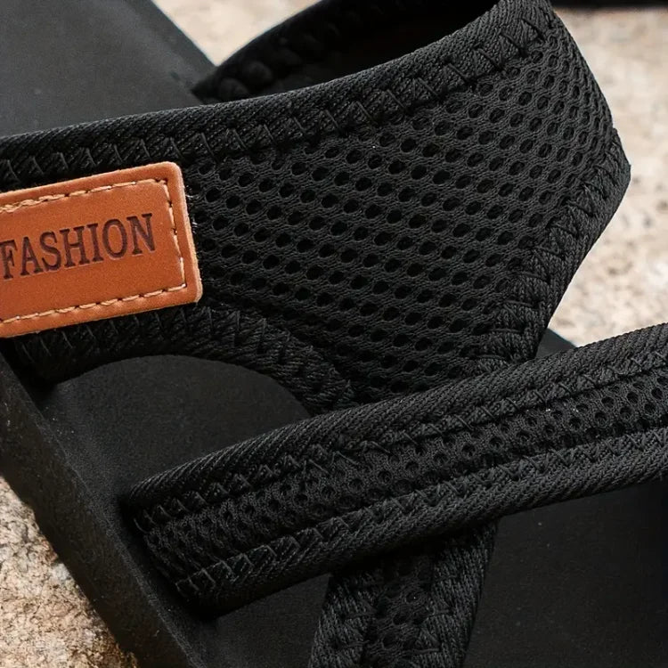 Slip-on sandaler med mesh-remmer og tåring for dame – flate og lette