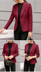 Kort slim fit blazer med lommer for dame – kontorblazer med hakkrage og én knapp