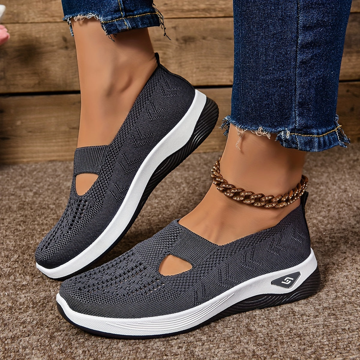 Pustende slip-on sneakers i strikk for dame – lette og avslappede