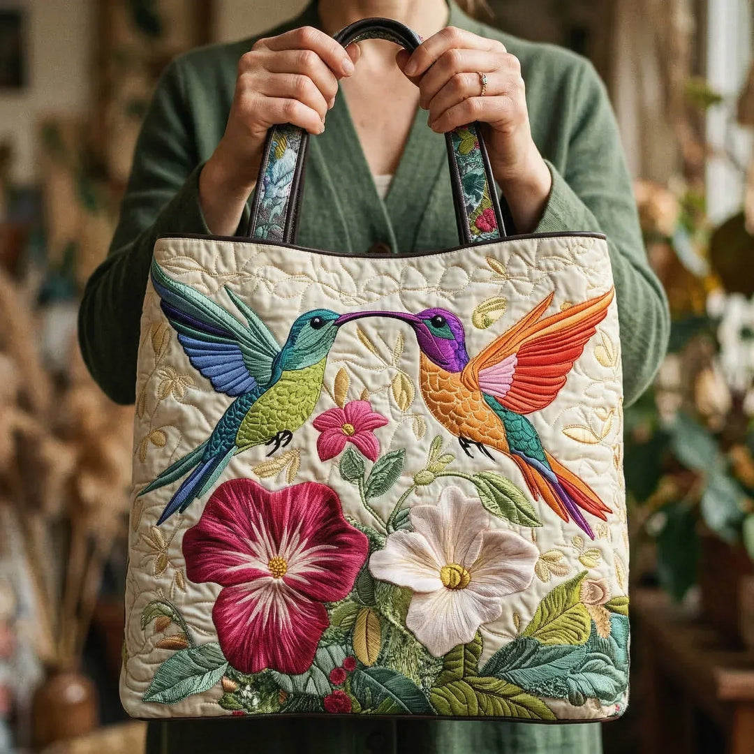 Håndlaget veske - Kolibri blant rosa og hvite blomster