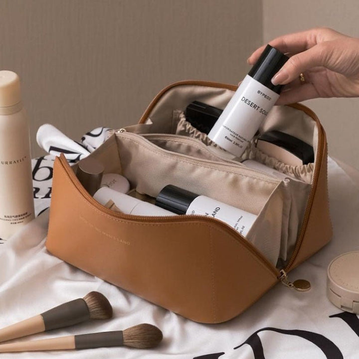 Elegant sminkeveske i skinnlook for dame – romslig toalettveske, rosa og brun