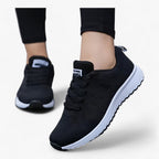 Flate mesh sneakers for dame – lette og pustende til hverdags