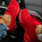 Trendy og behagelige sneakers for dame – med godt fotseng, fem farger